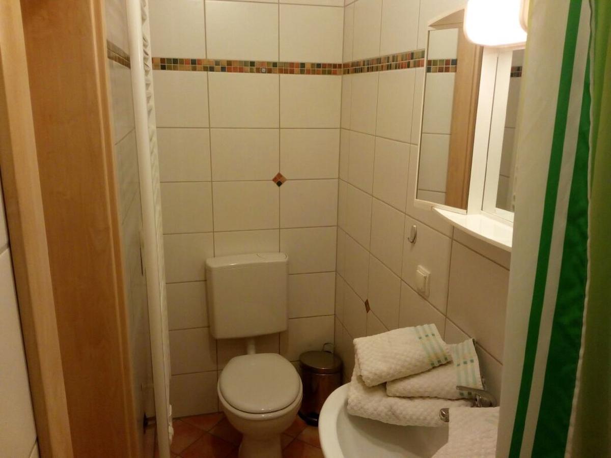 Pension "Am Tor Zum Mainbogen" Grettstadt エクステリア 写真